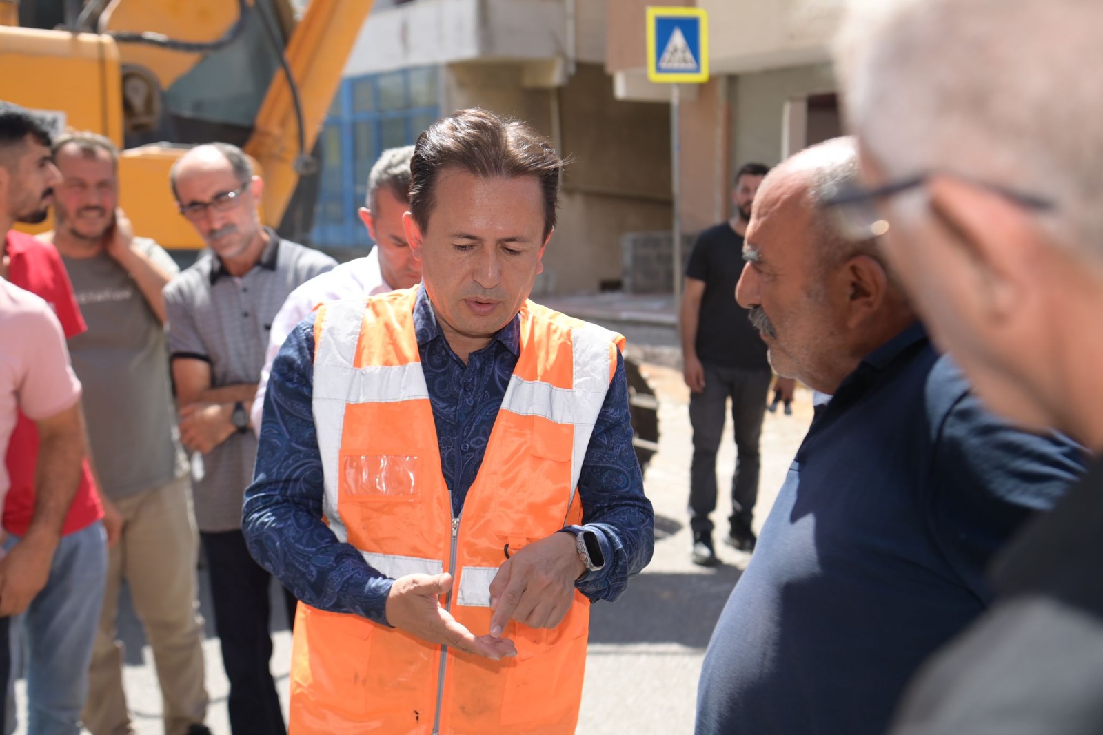 Tuzla’da iki riskli bina daha kentsel dönüşüm kapsamında yıkıldı