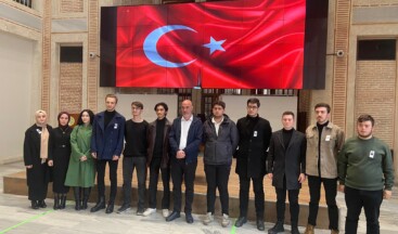 İstanbul Üniversitesi Tarih Topluluğu Kulübü, Aziz Şehitlerimizi Anma Etkinliğiyle Duygulu Anlar Yaşattı