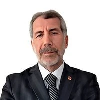 MÜSLÜM AKTÜRK: “İZMİR BAYRAKLI ŞEHİR HASTANESİ ÖLÜ MÜ DOĞDU?”