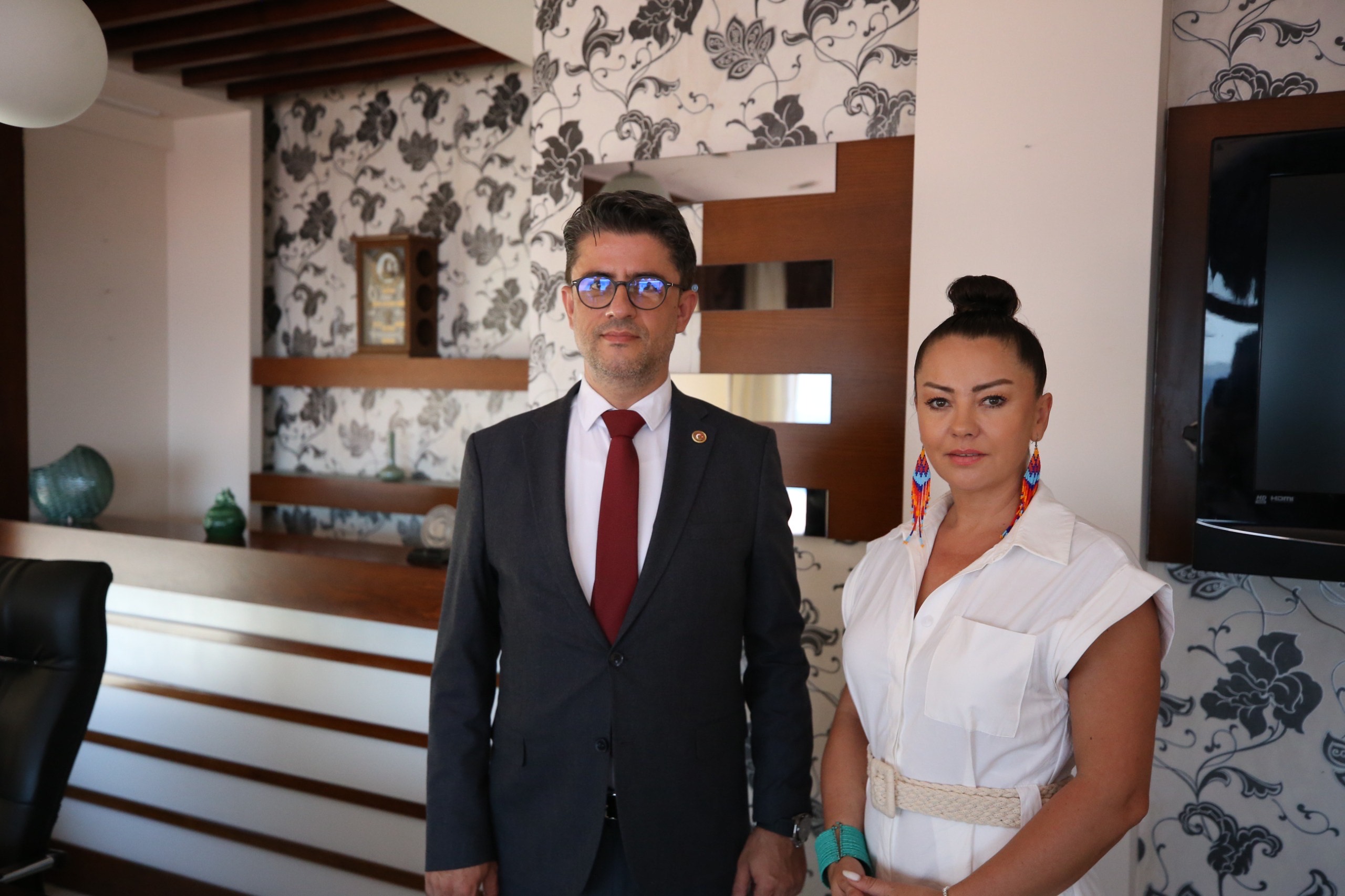 ELİF TAYHAN: “ŞEHRİ MEDENİYET ÇANAKKALE KÜLTÜR PROJESİ…”