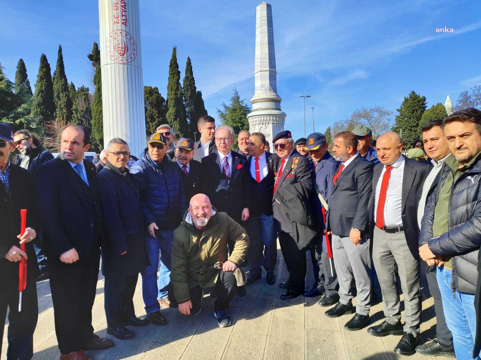 Edirnekapı Şehitliği’nde Bahçeli’nin terörist başı Öcalan çıkışına sert tepki