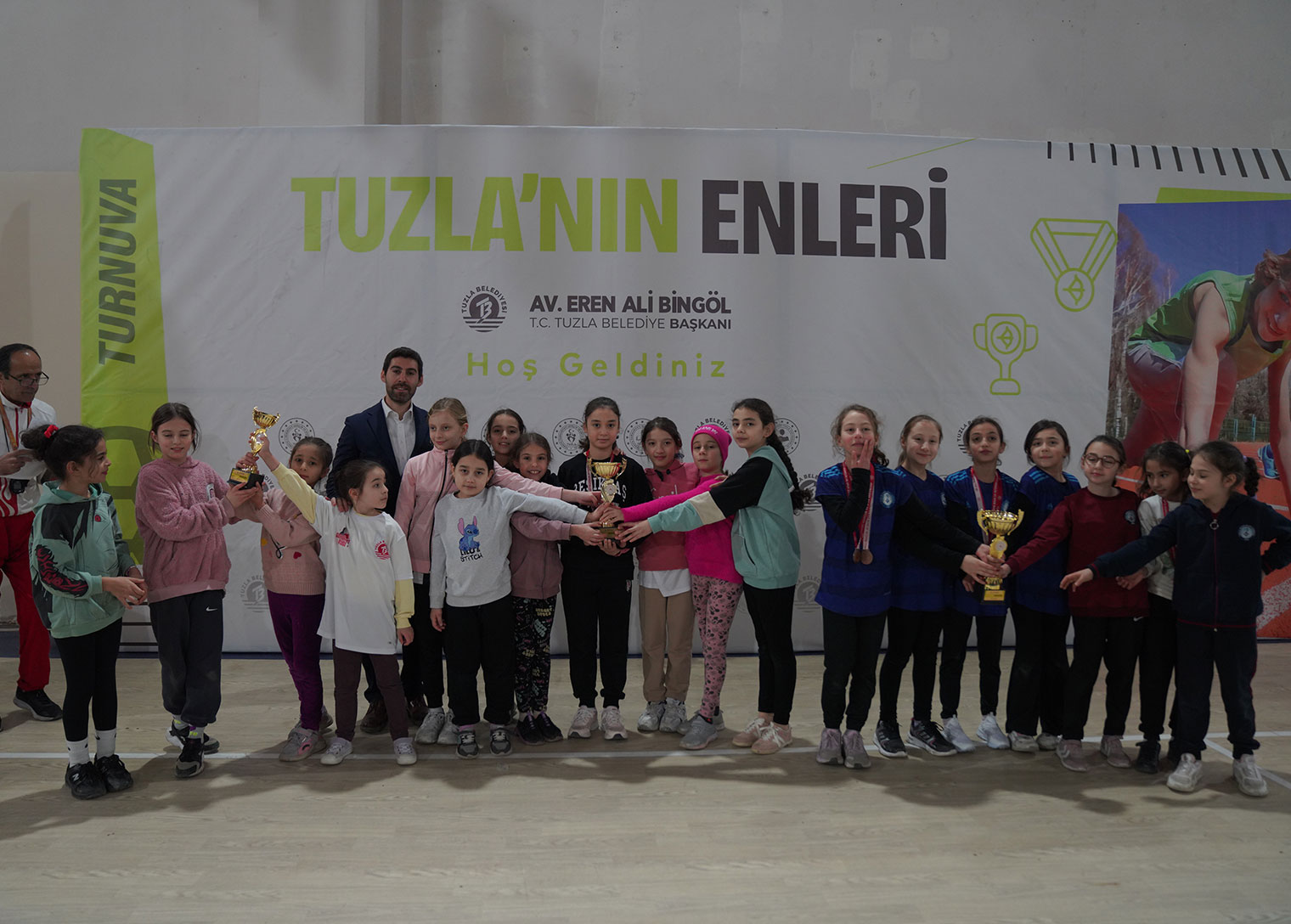 TUZLA’DA GELECEĞİN ŞAMPİYONLARI YARIŞTI