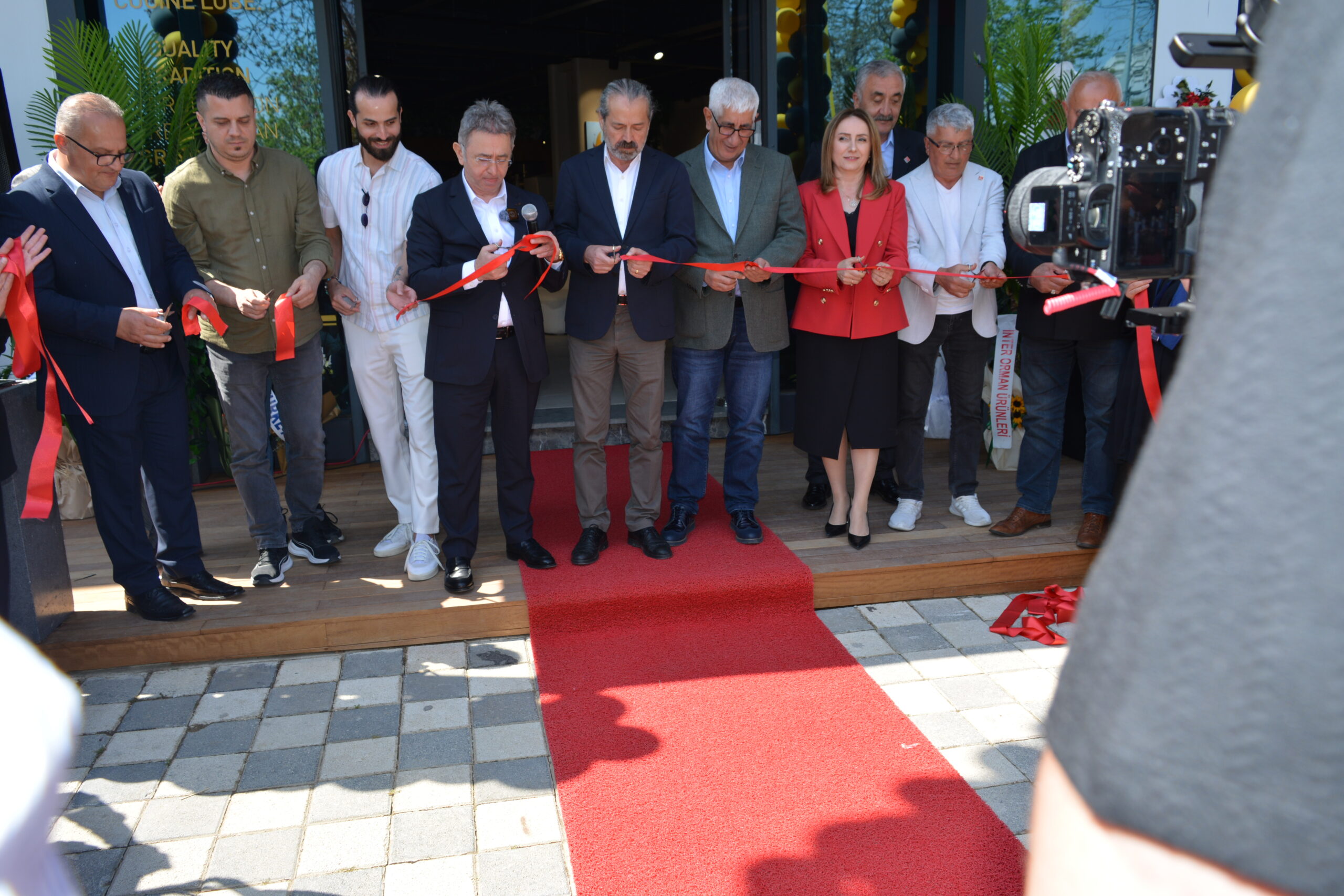 TUZLA, VİELİN DESIGN LOCATION İLE GÖZ KAMAŞTIRDI…