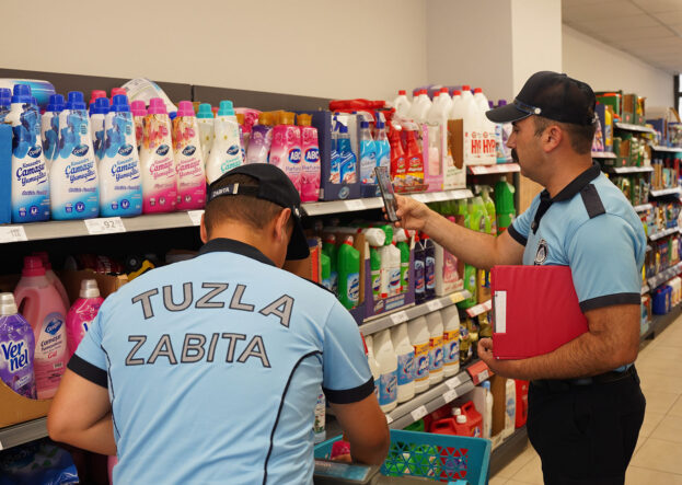 Tuzla-belediyesinden-marketlere-denetim.3jpg