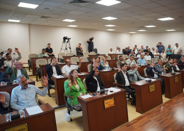 TUZLA’DA İMAR HAKKI TRANSFERİ SORUNU, MECLİS KARARIYLA ÇÖZÜME KAVUŞTU