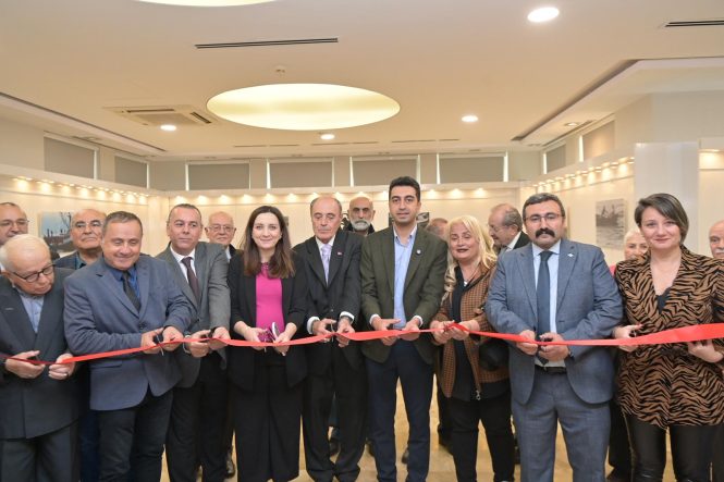 TUZLA’DA 43 ESERDEN OLUŞAN “GELENEKSEL GEMİ MODELLERİ SERGİSİ” AÇILDI