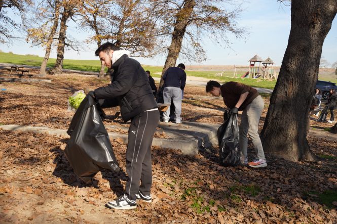 TUZLA BELEDİYESİ VE SABANCI ÜNİVERSİTESİ’NDEN ÇEVRE TEMİZLİĞİ