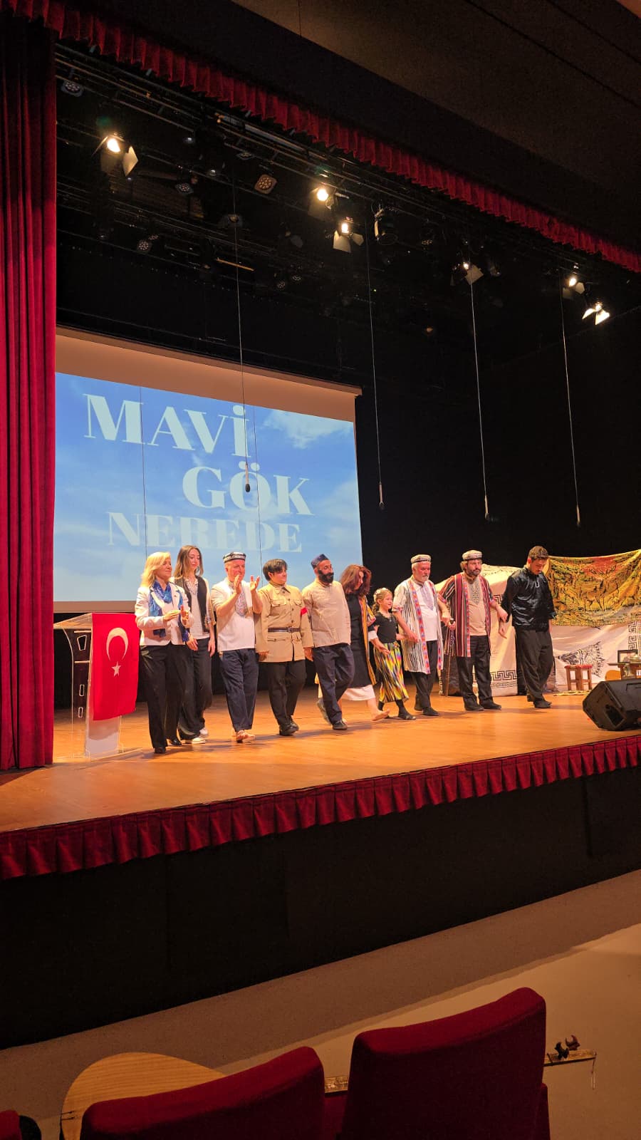 SANATIN VİCDANLA BULUŞTUĞU YER: “MAVİ GÖK NEREDE?..”