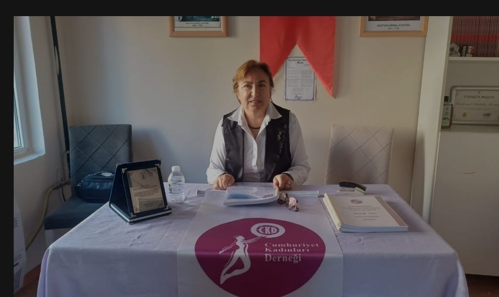 CEVHER KILIÇ: ” DÜNYA EMEKÇİ KADINLAR GÜNÜNDE BAĞIMSIZLIK SAVAŞI VEREN İRANLI KADINLARA SELAM OLSUN!..” 