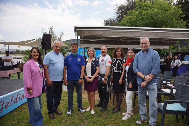 TUZLA’DA GELECEĞİN ÇEVRECİLERİ SU ALTINI KEŞFETTİ