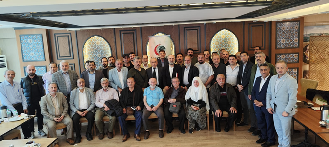 ÜMRANİYE’DE TARİHİ İSTİŞARE: “BAŞ AŞÇI HAZIR, ŞİMDİ HELVAYI YAPMA VAKTİ!..”